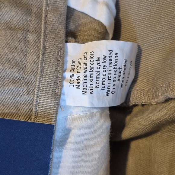 Vineyard Vines boys size 8 Club Pants solid khaki 4 pocket NWT - Picture 6 of 7